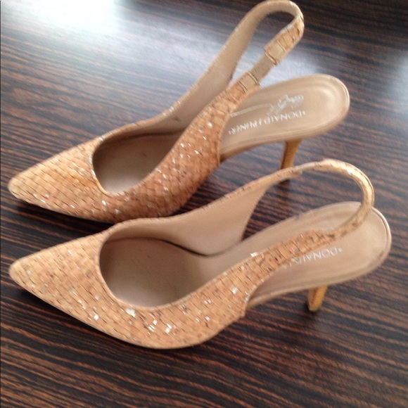 donald pliner slingback pumps